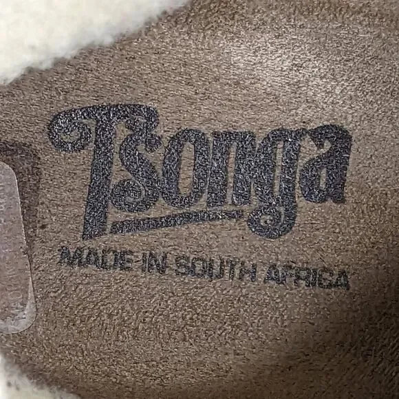 Tsonga Fleece Lined Leather Moc Style Boots - Picture 8 of 9